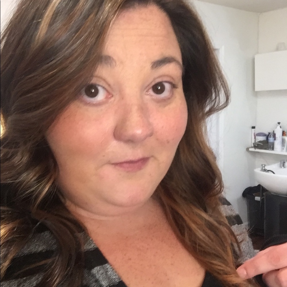 Meet your Posher, Lori